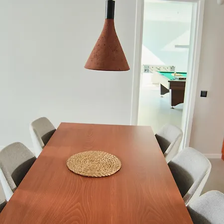 Ashta - Nora 2 * Φετιγιέ