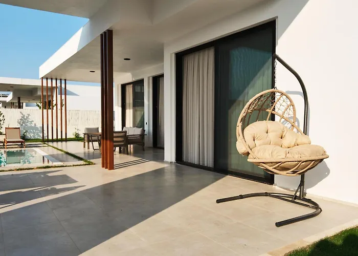 Ashta - Nora 2 페티예